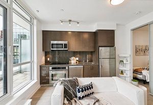 89 Dunfield Avenue, #628