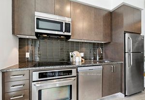 89 Dunfield Avenue, #628