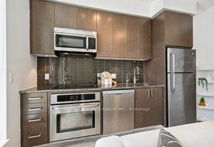 89 Dunfield Avenue, #628