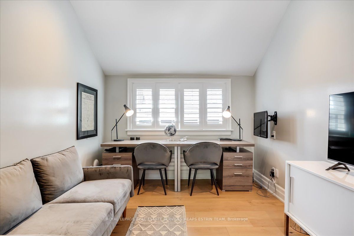 40 Sherbourne Street N