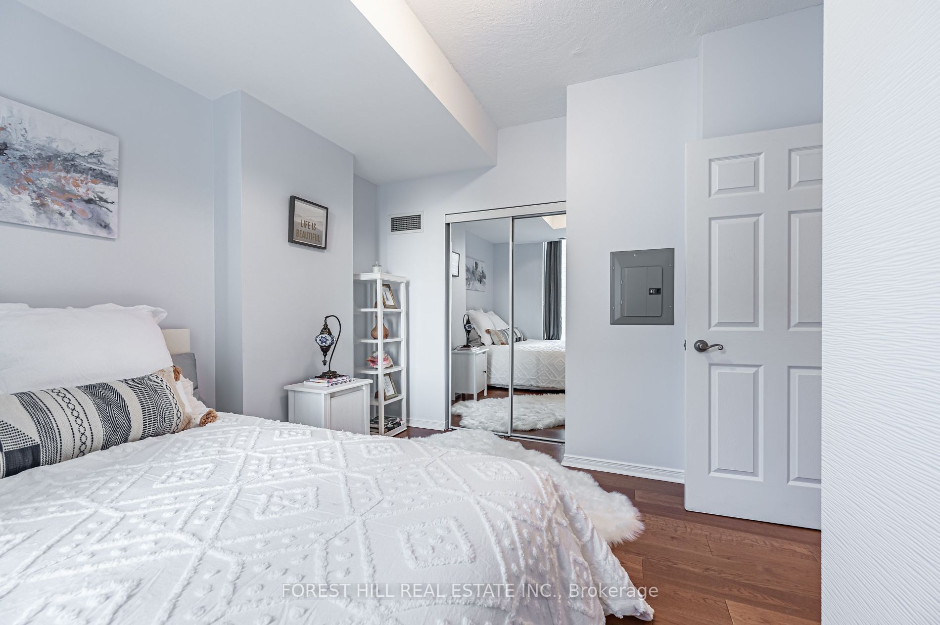 115 Richmond Street E #701