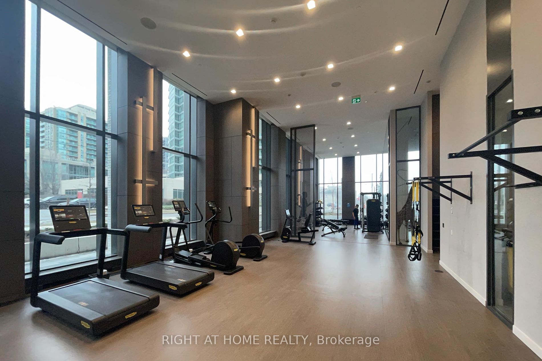 15 Holmes Ave, #2503