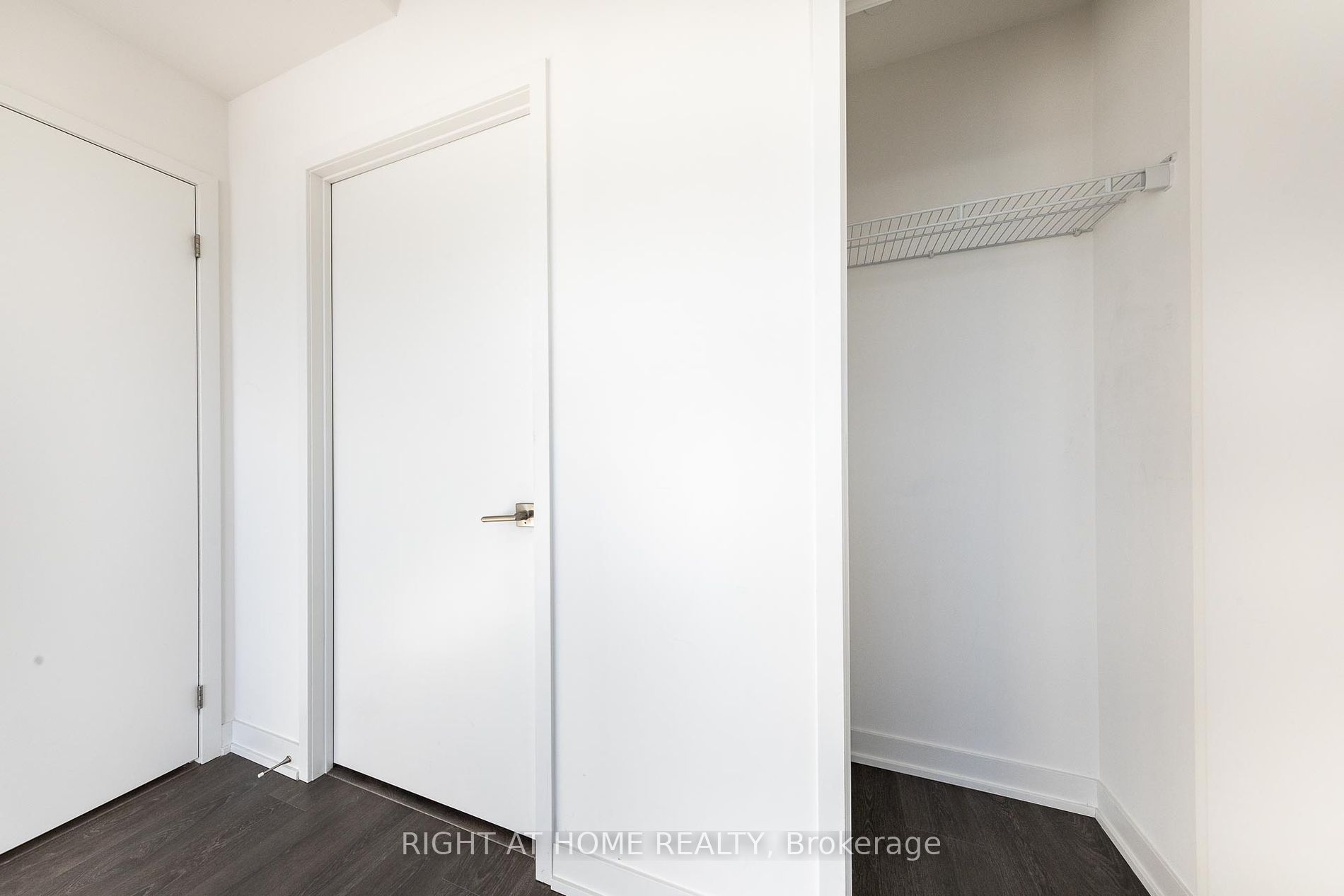 15 Holmes Ave, #2503