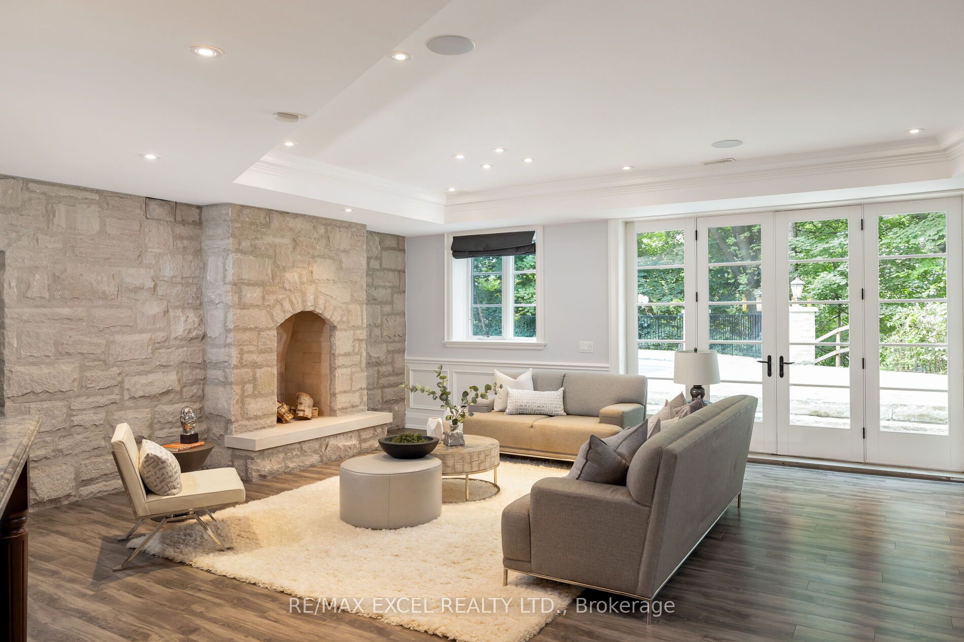 36 Old Yonge Street
