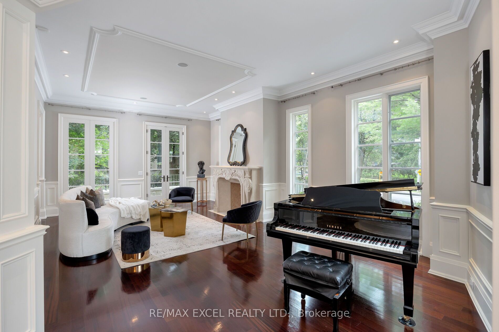 36 Old Yonge Street