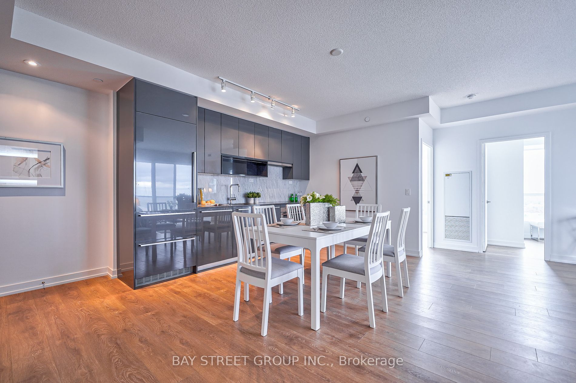 115 Mcmahon Dr, #2211