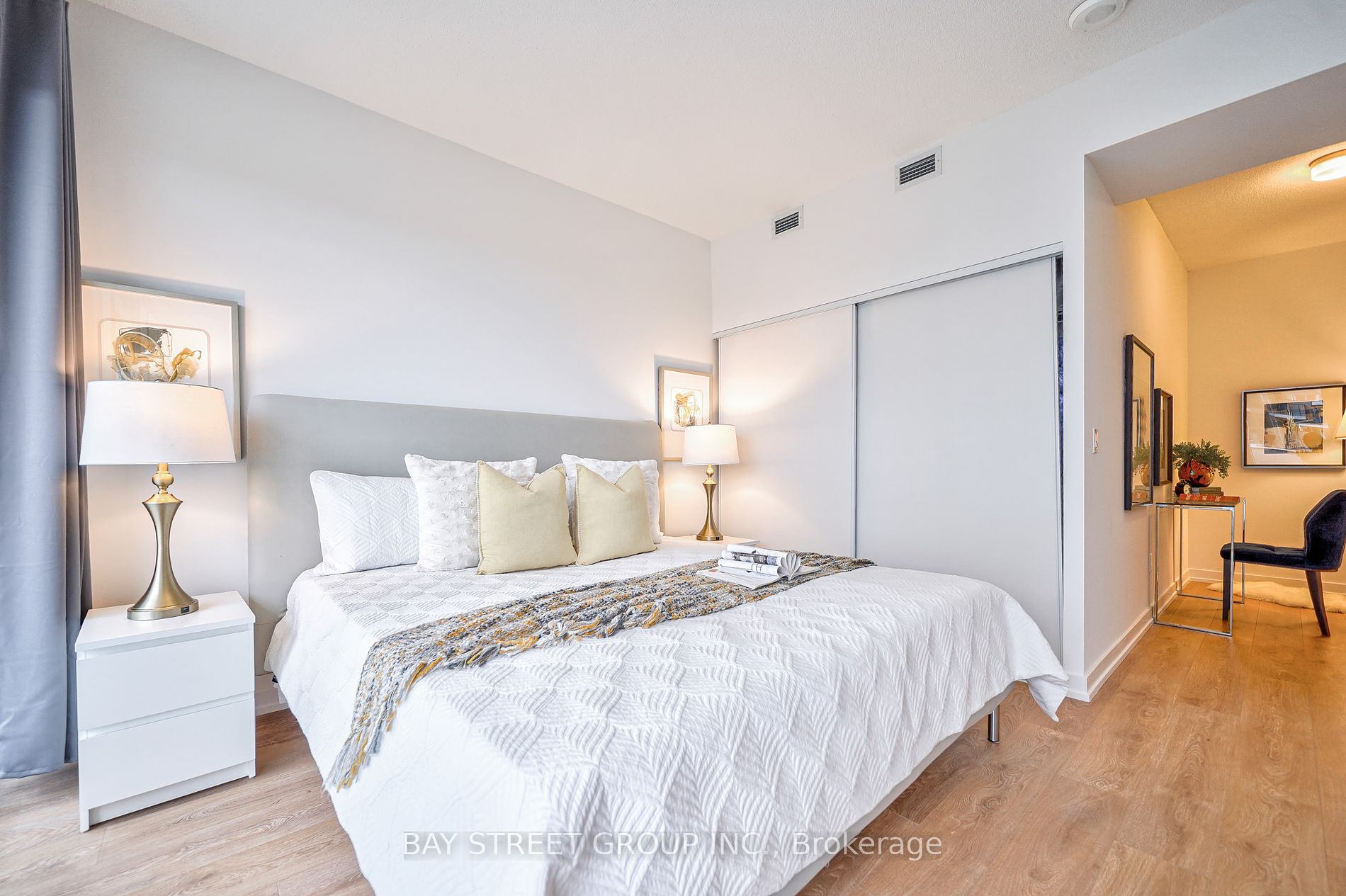 115 Mcmahon Dr, #2211