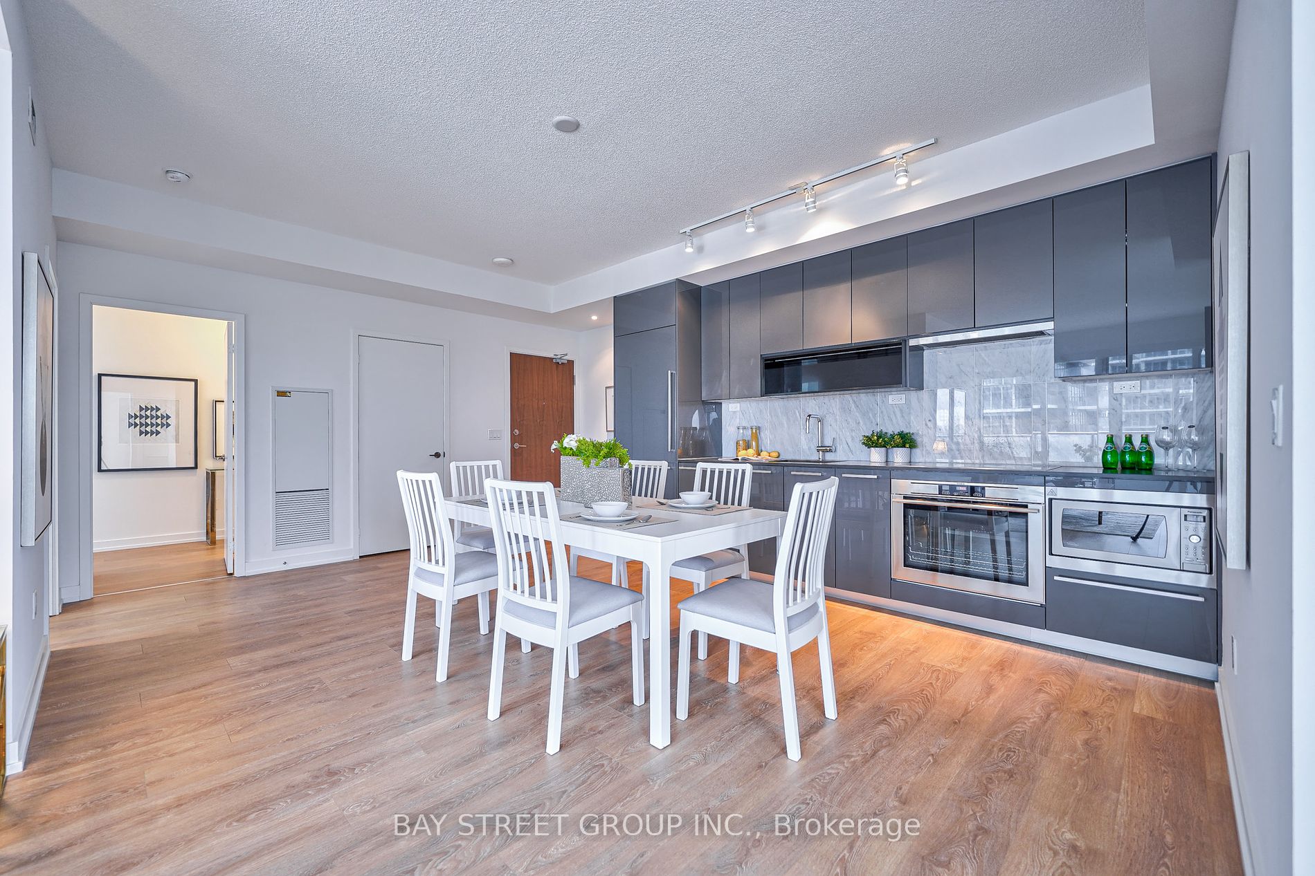 115 Mcmahon Dr, #2211