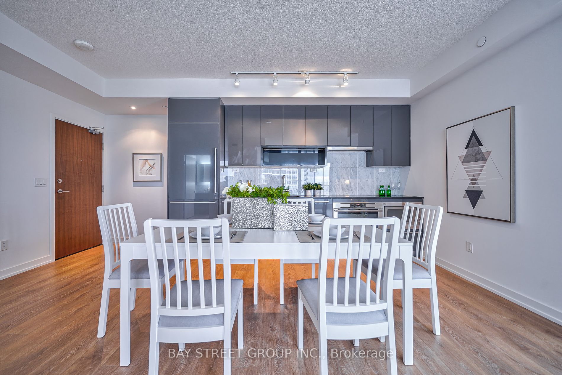 115 Mcmahon Dr, #2211