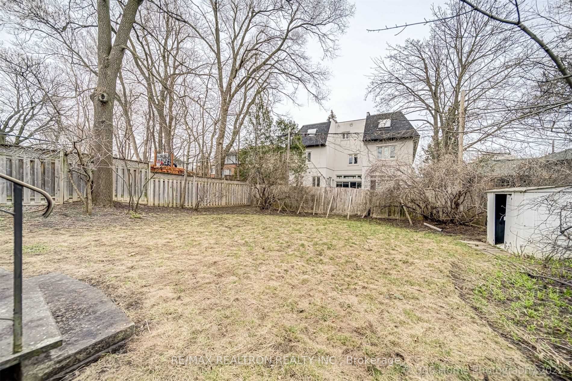 6 Shelborne Ave