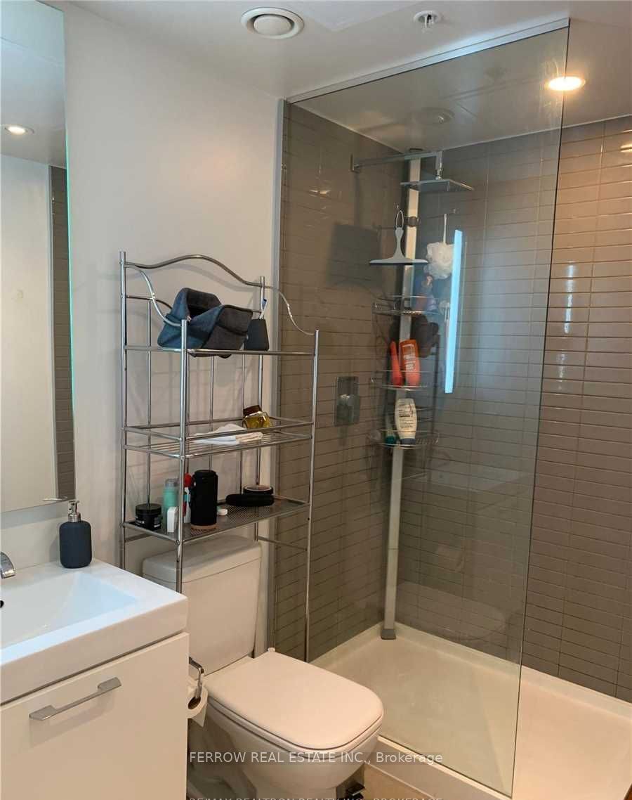 629 King Street W, #1012