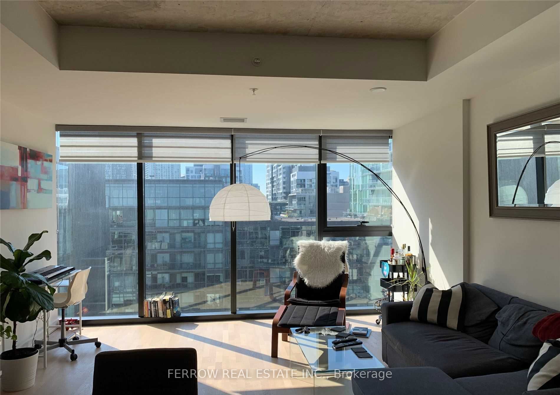629 King Street W, #1012