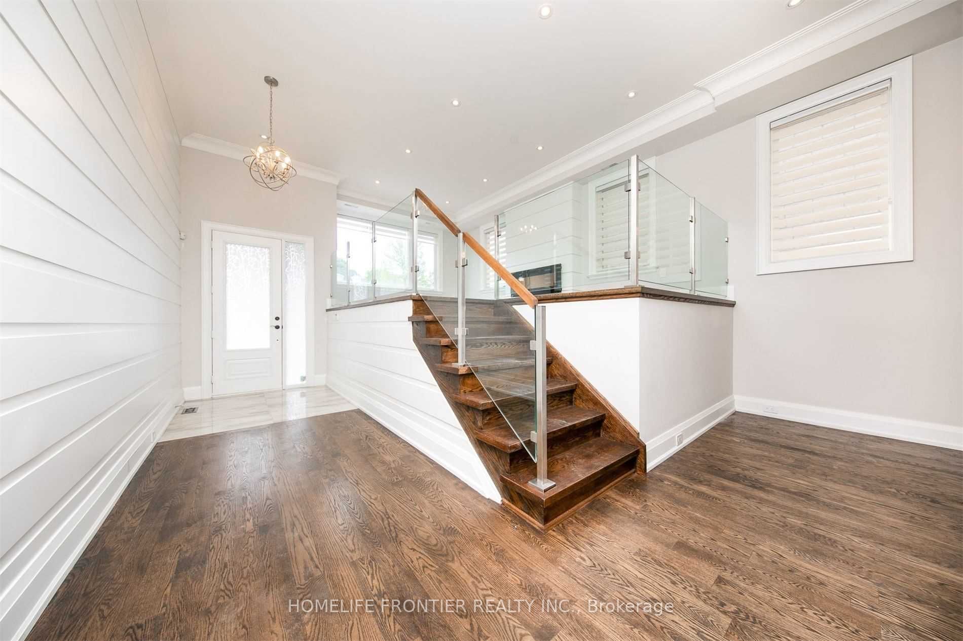 82 Cameron Avenue