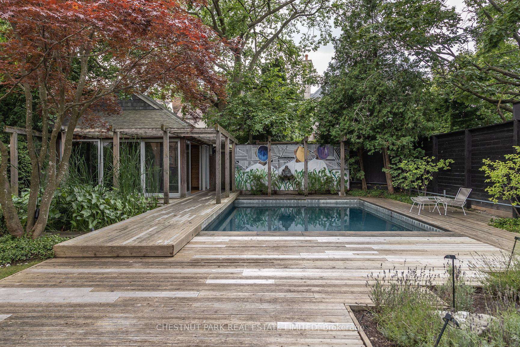 62 Hillholm Rd