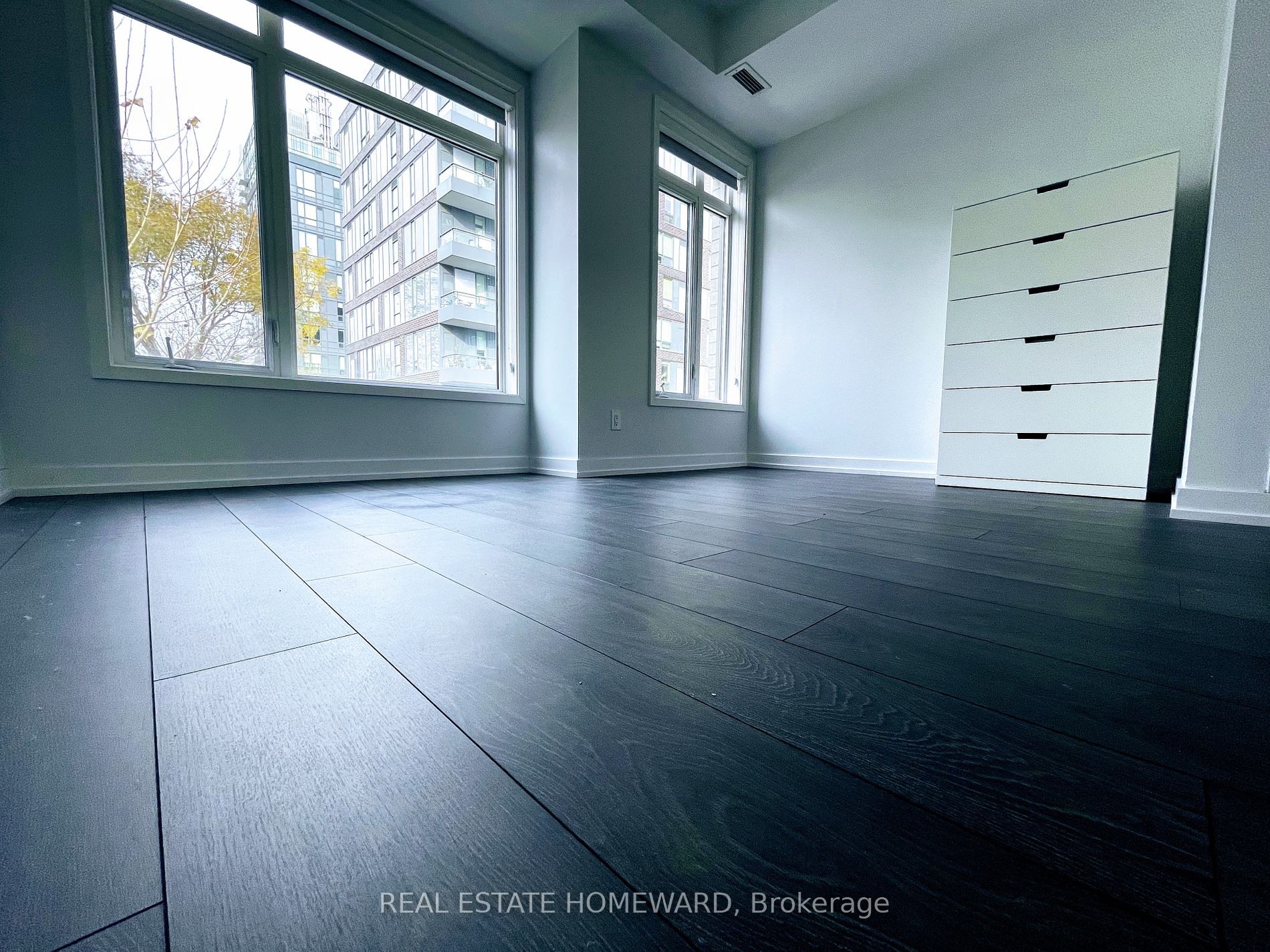 17 St. Bartholomew Street, #17