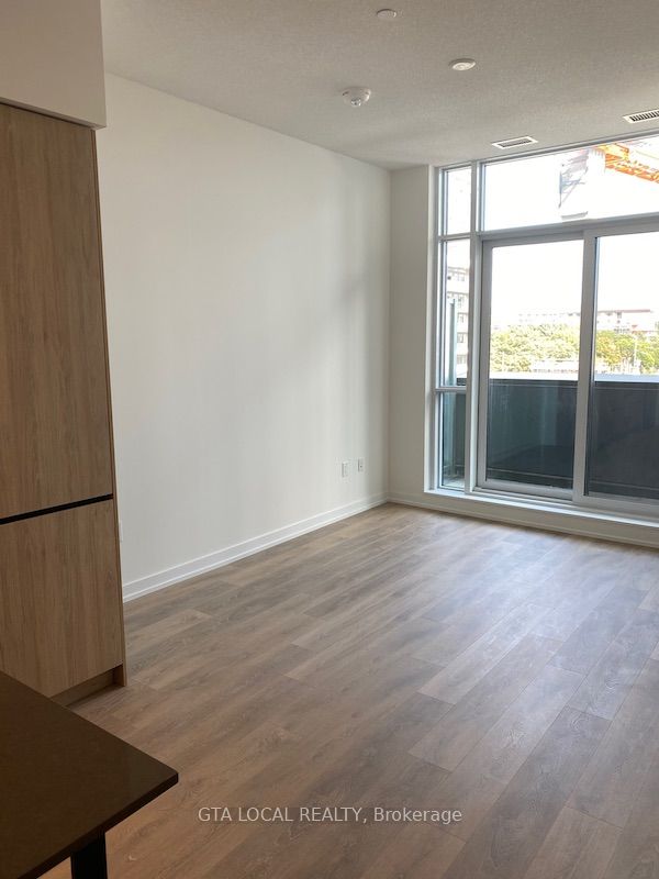 34 Tubman Ave, #406