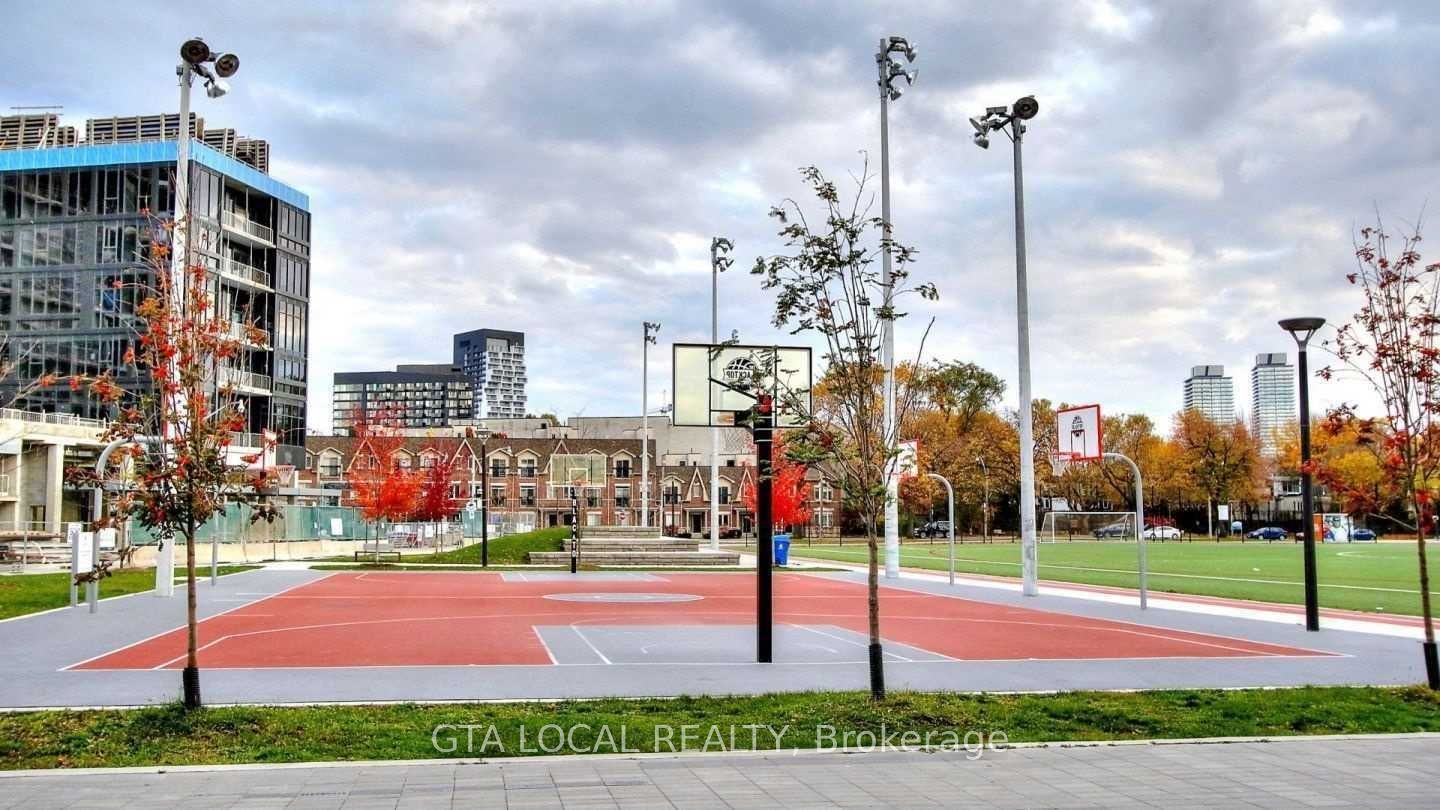 34 Tubman Ave, #406