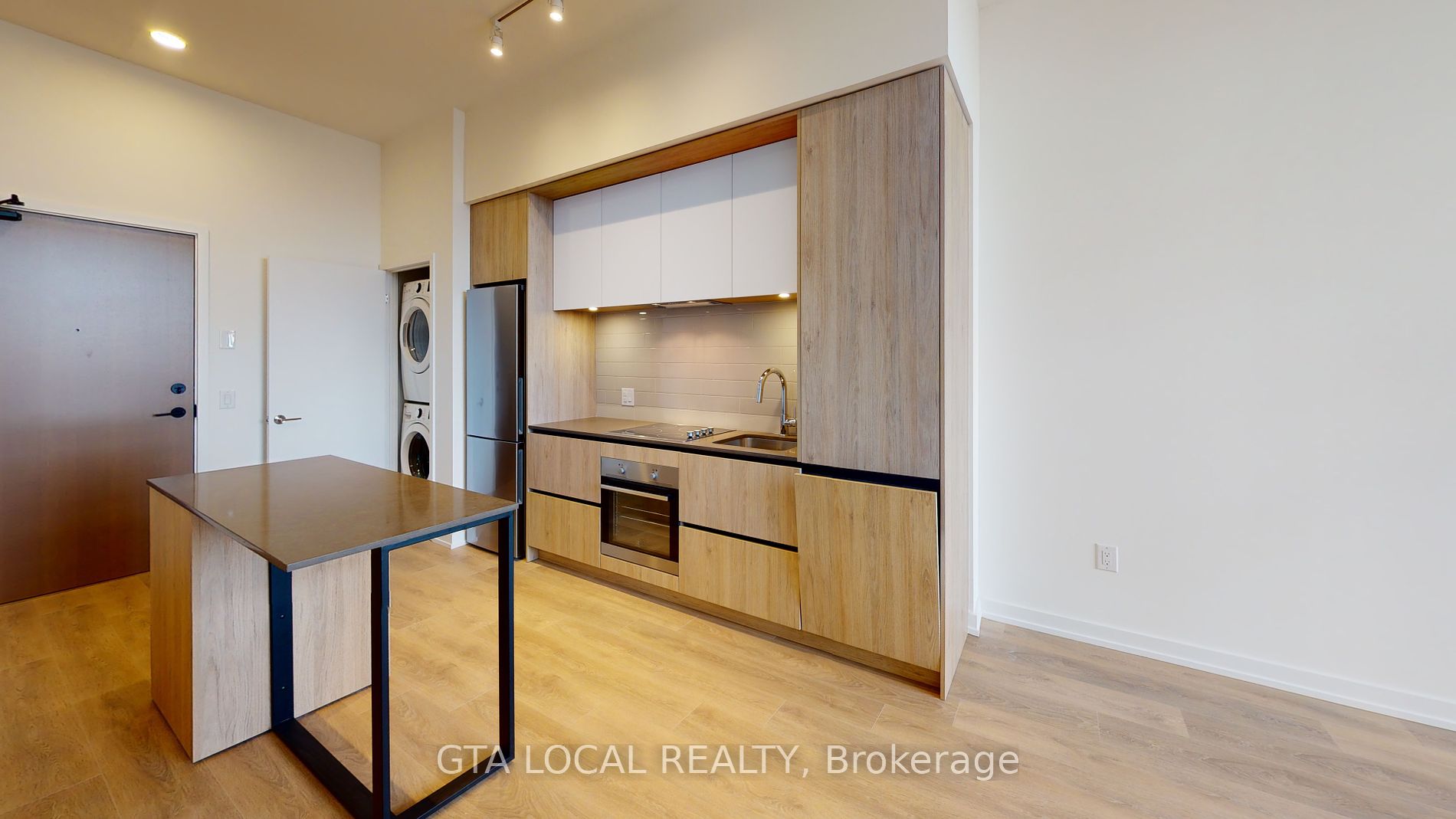 34 Tubman Ave, #406