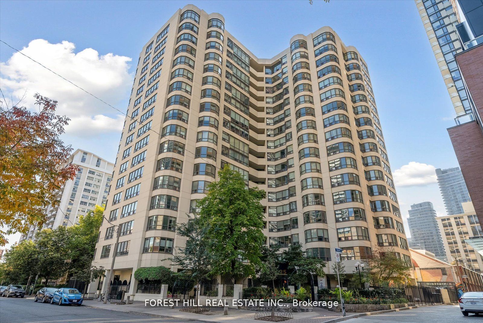 25 Maitland St, #412