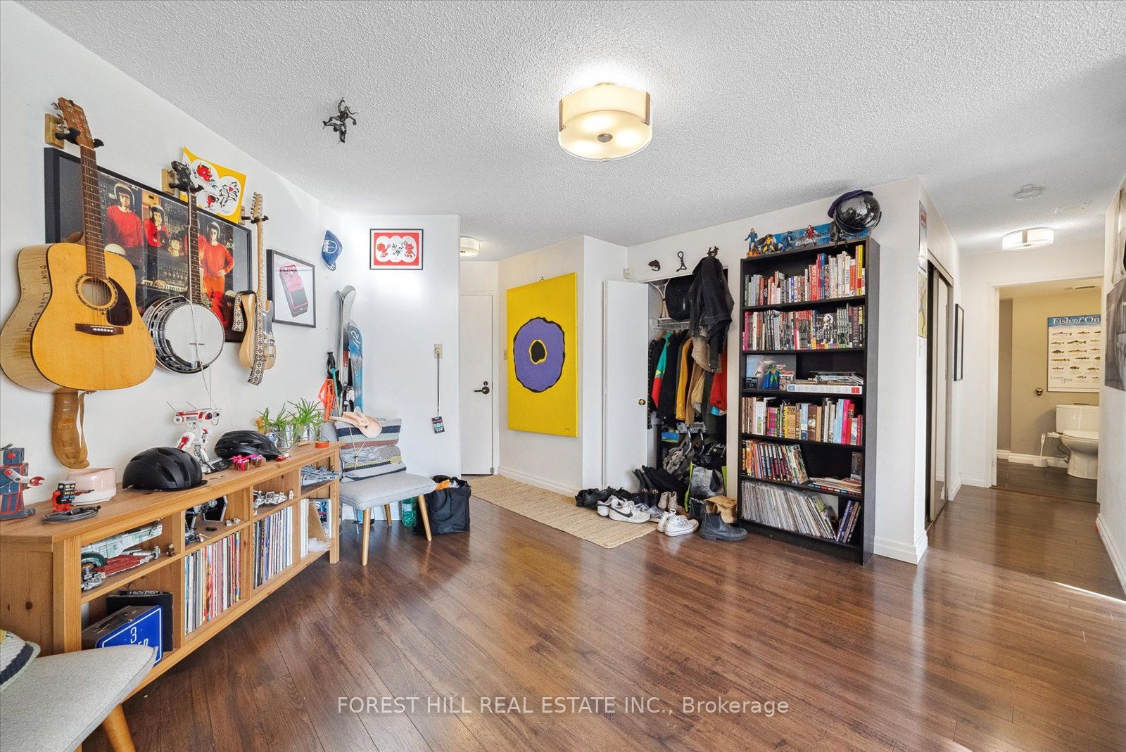 25 Maitland St, #412
