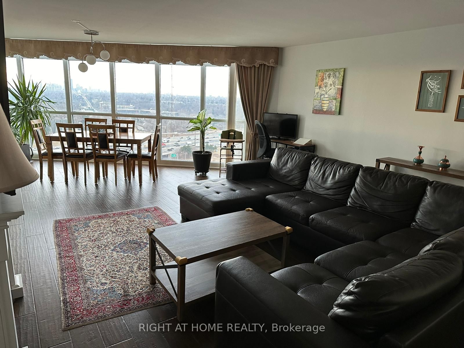 30 Harrison Garden Boulevard, #2002