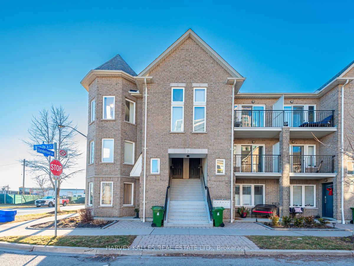 2 Brian Peck Crescent, #301