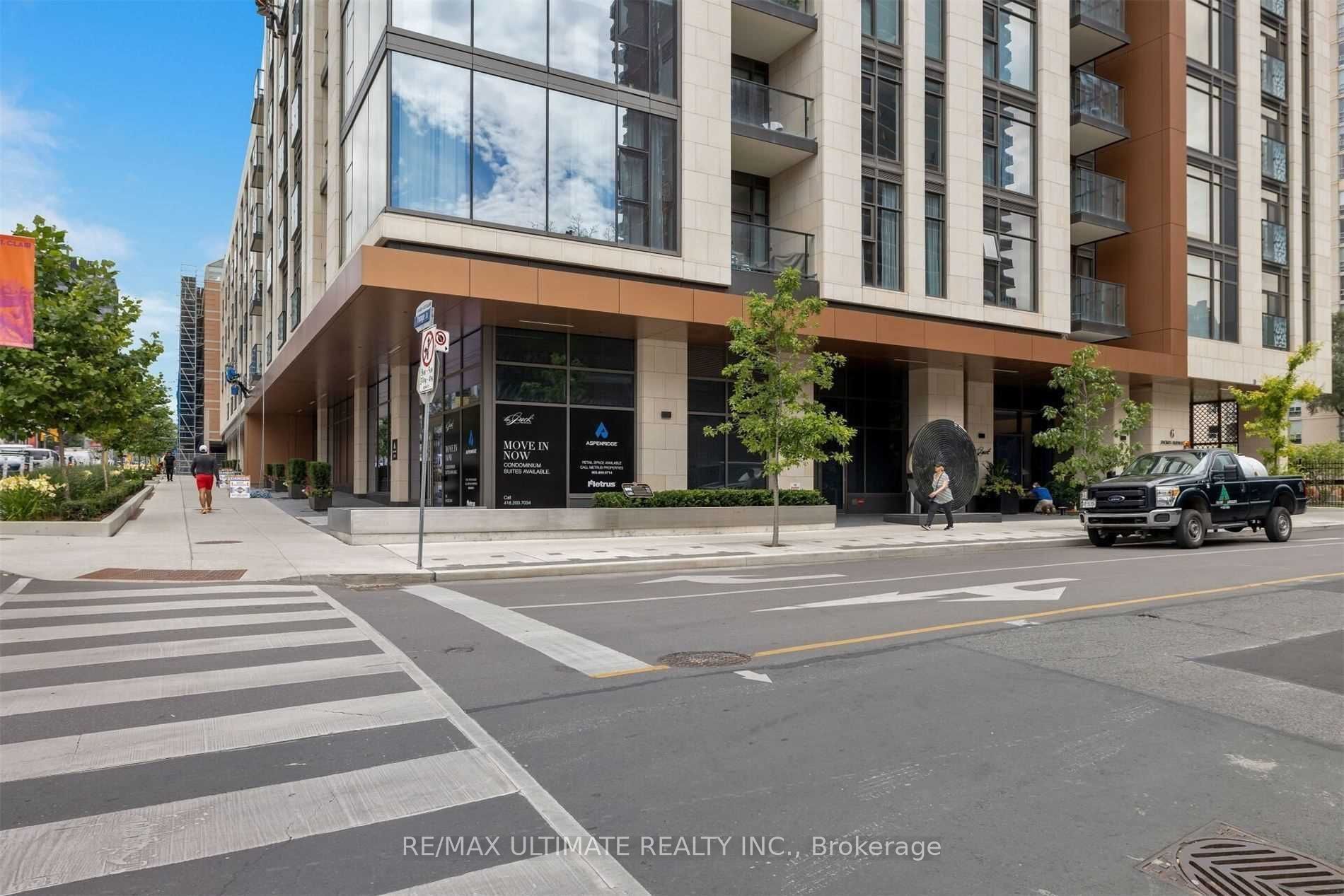 6 Jackes Avenue #206