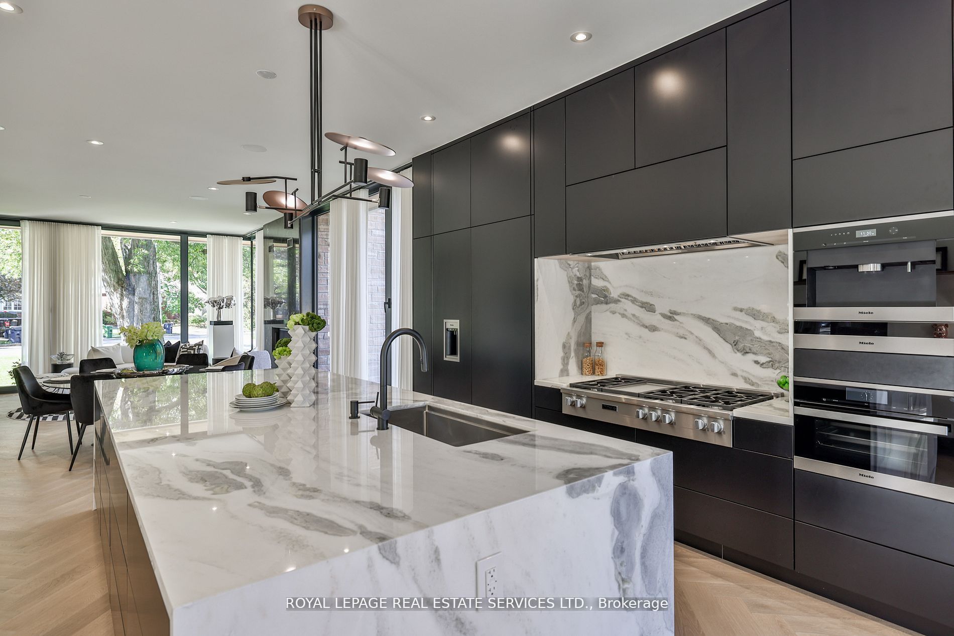 79 Brentcliffe Road