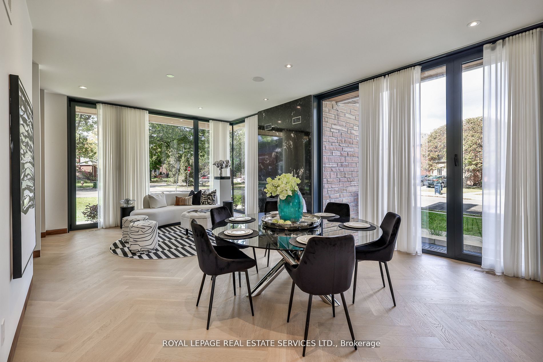 79 Brentcliffe Road