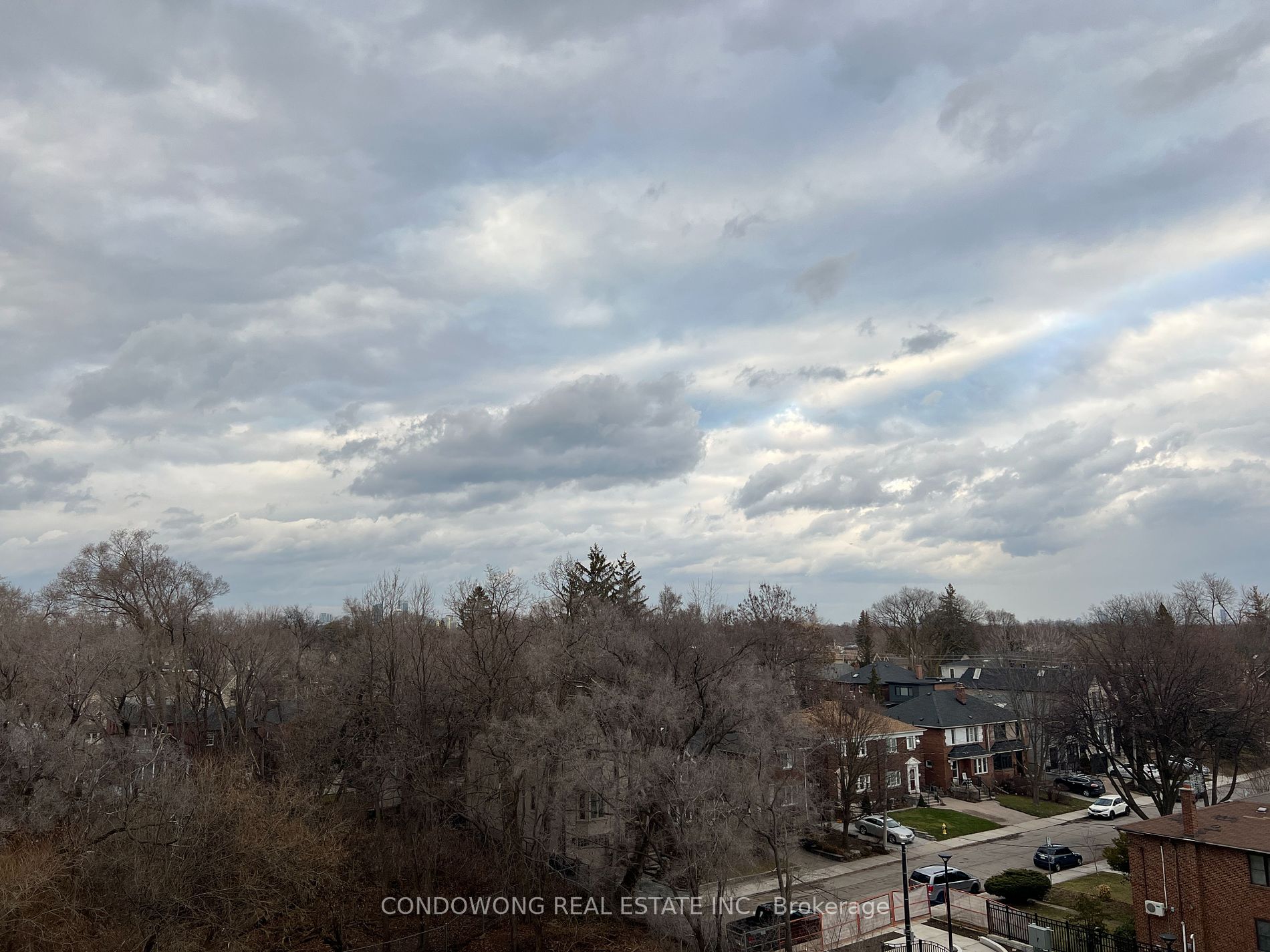 250 Lawrence Avenue W, #601