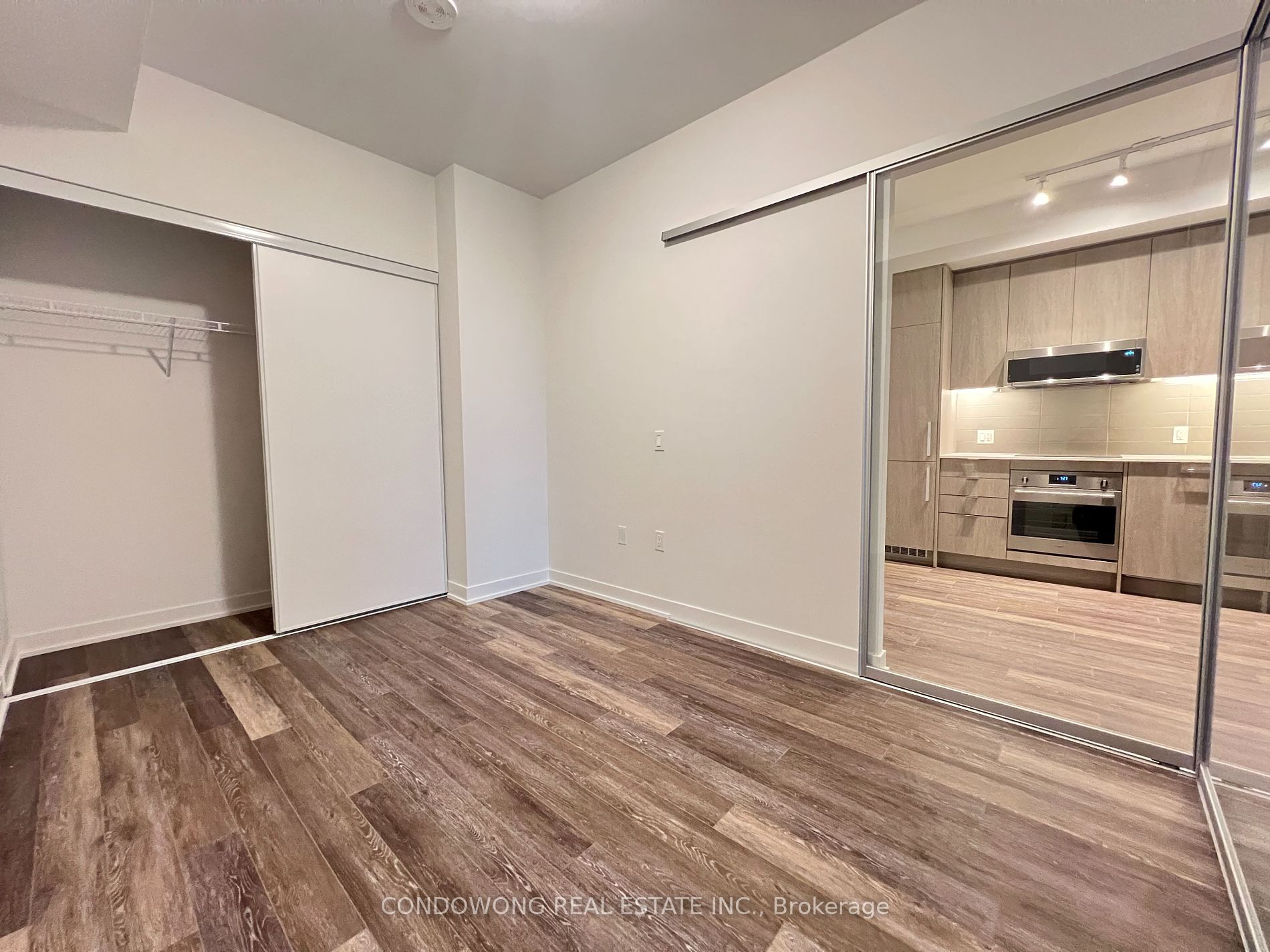 250 Lawrence Avenue W, #601