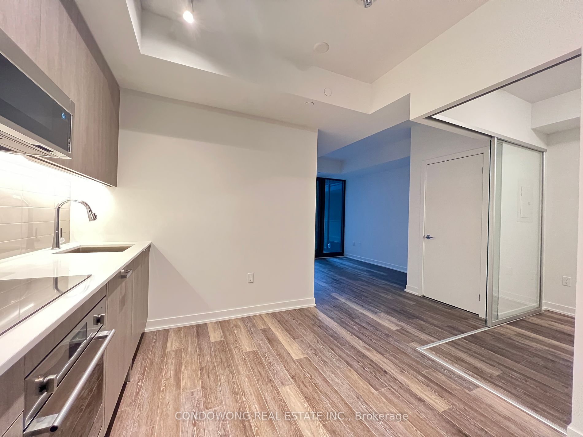 250 Lawrence Avenue W, #601