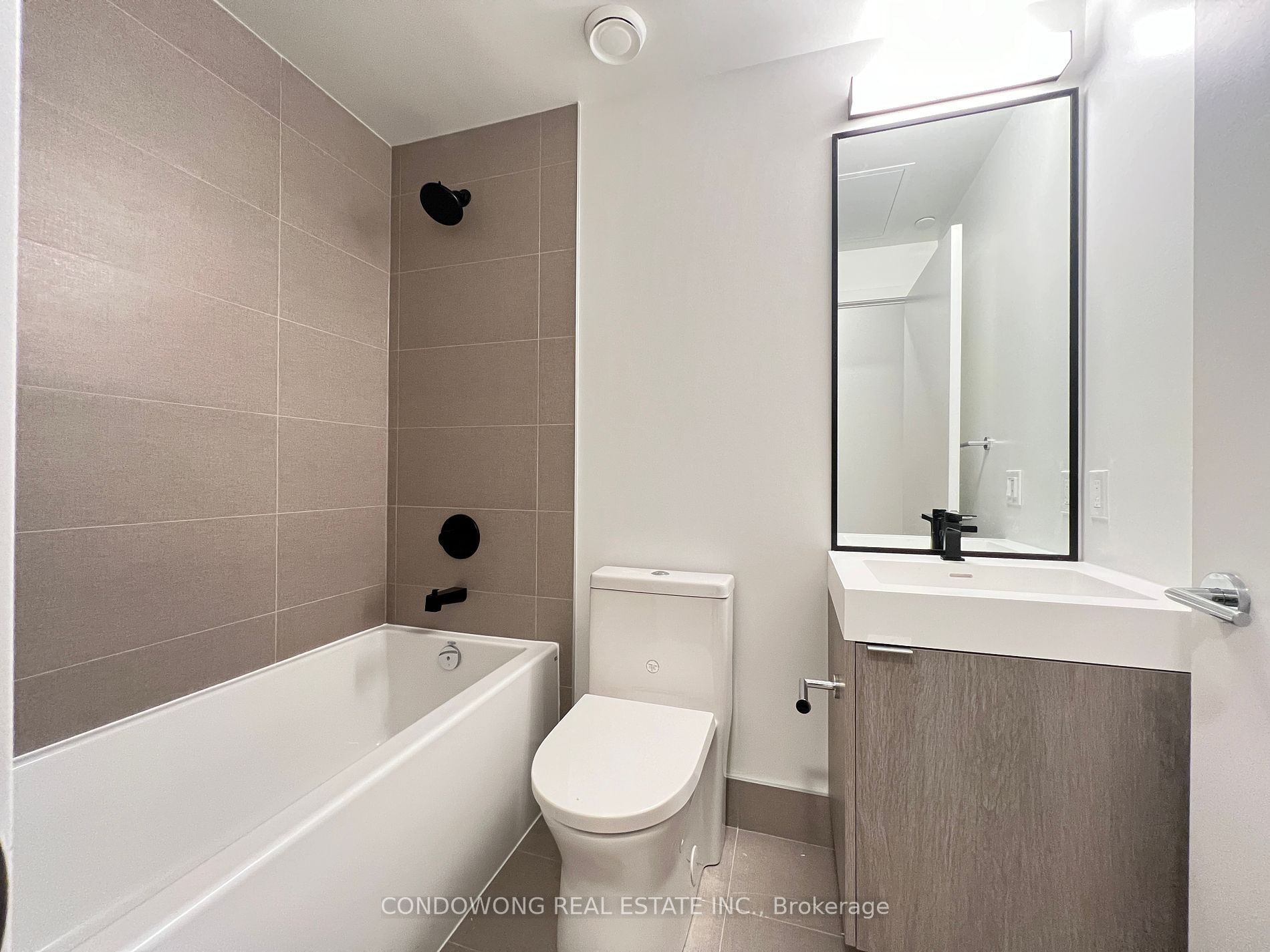 250 Lawrence Avenue W, #601