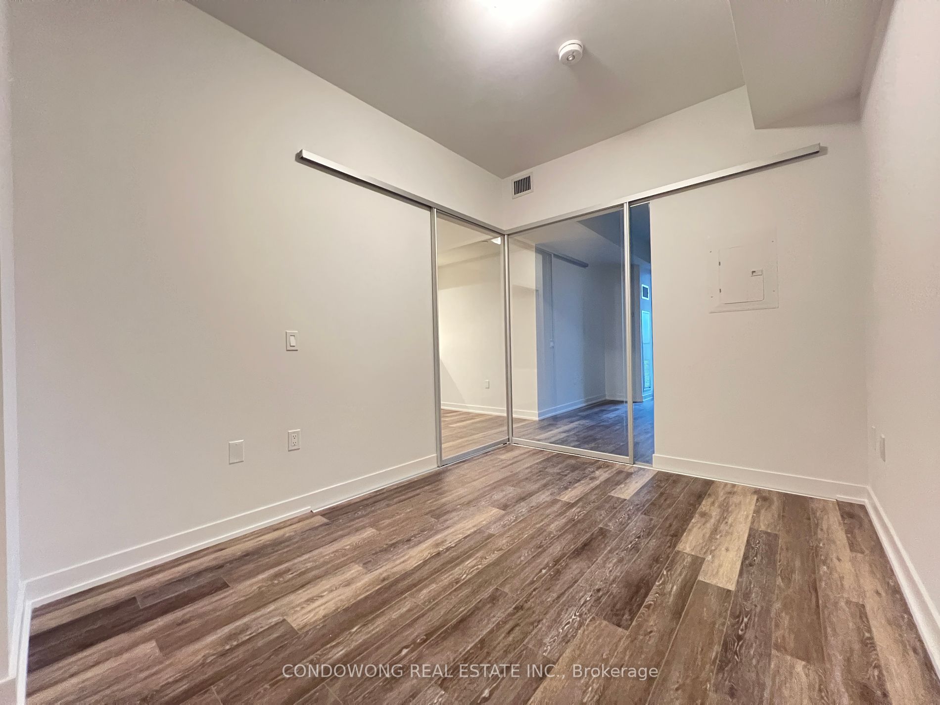 250 Lawrence Avenue W, #601