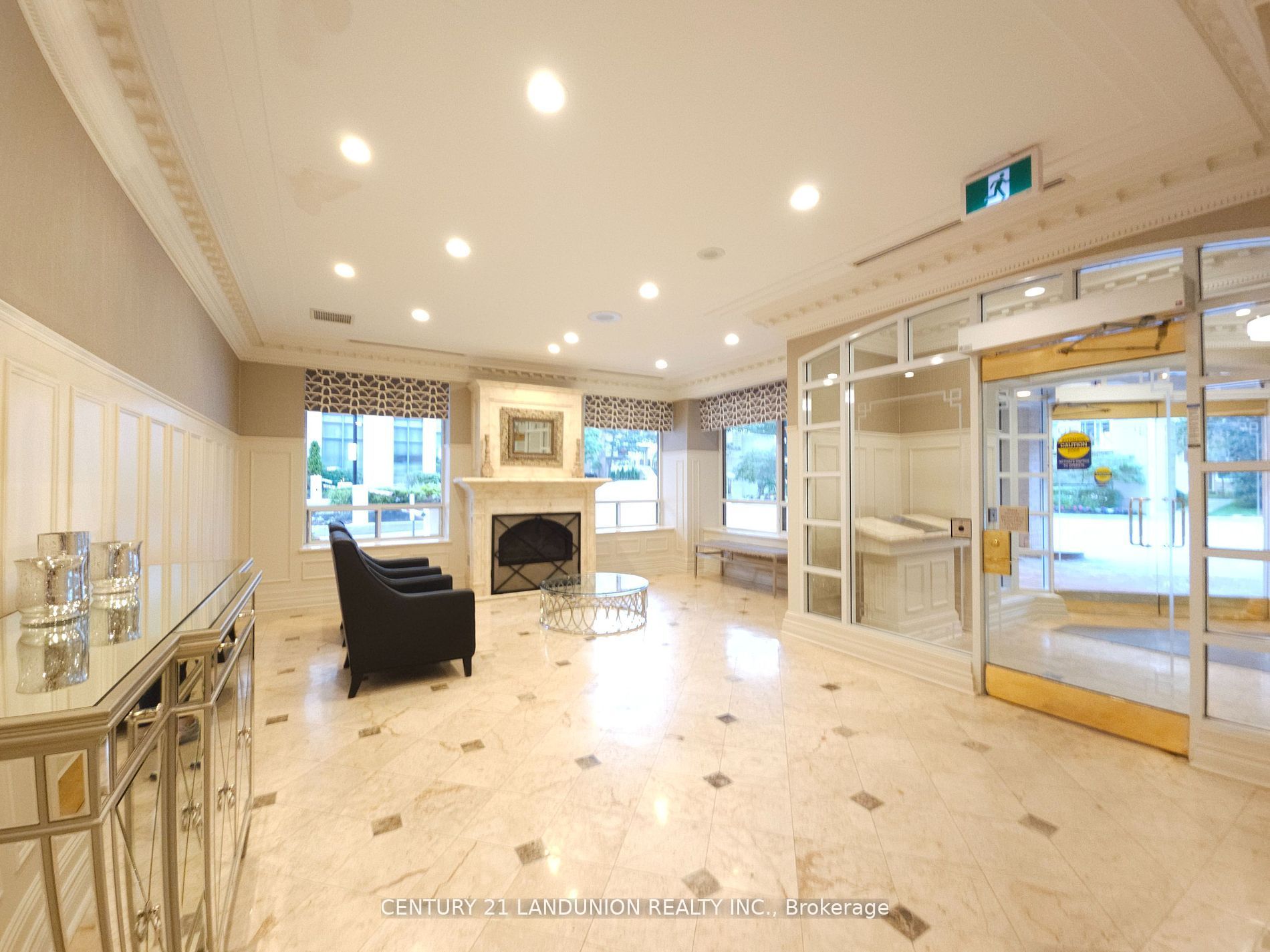 88 Grandview Way, #609