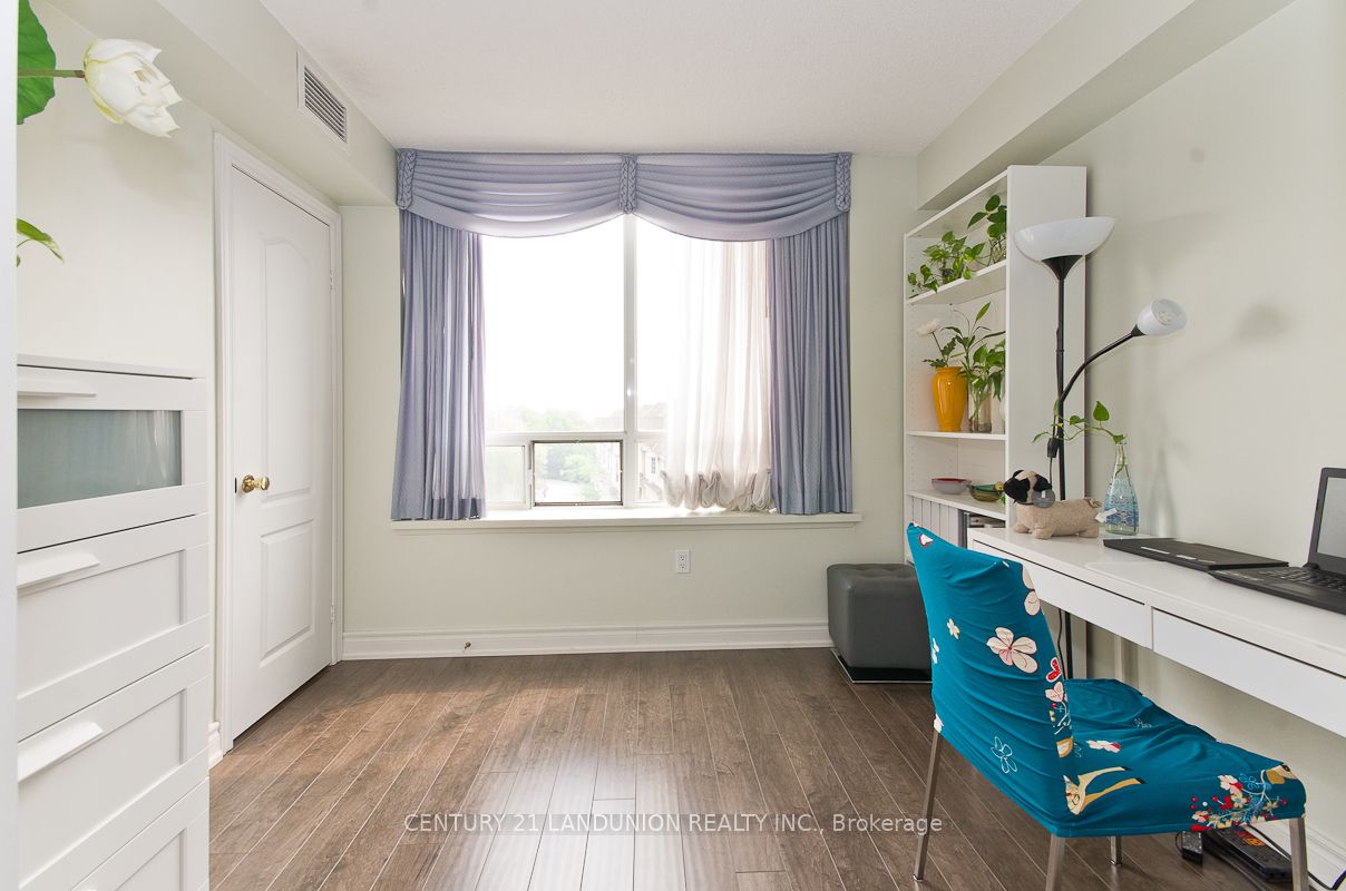 88 Grandview Way, #609