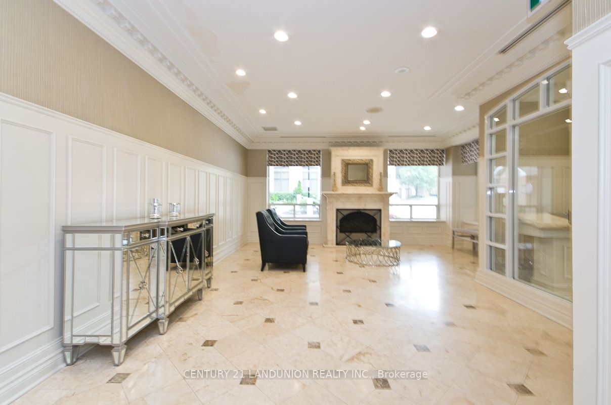 88 Grandview Way, #609