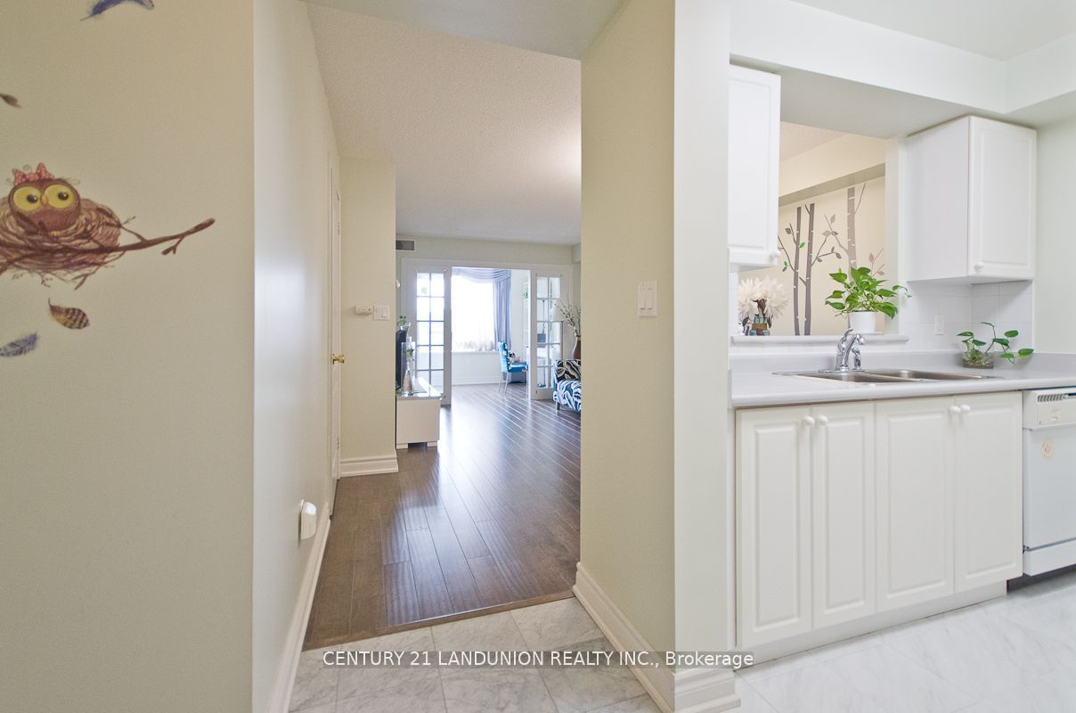 88 Grandview Way, #609