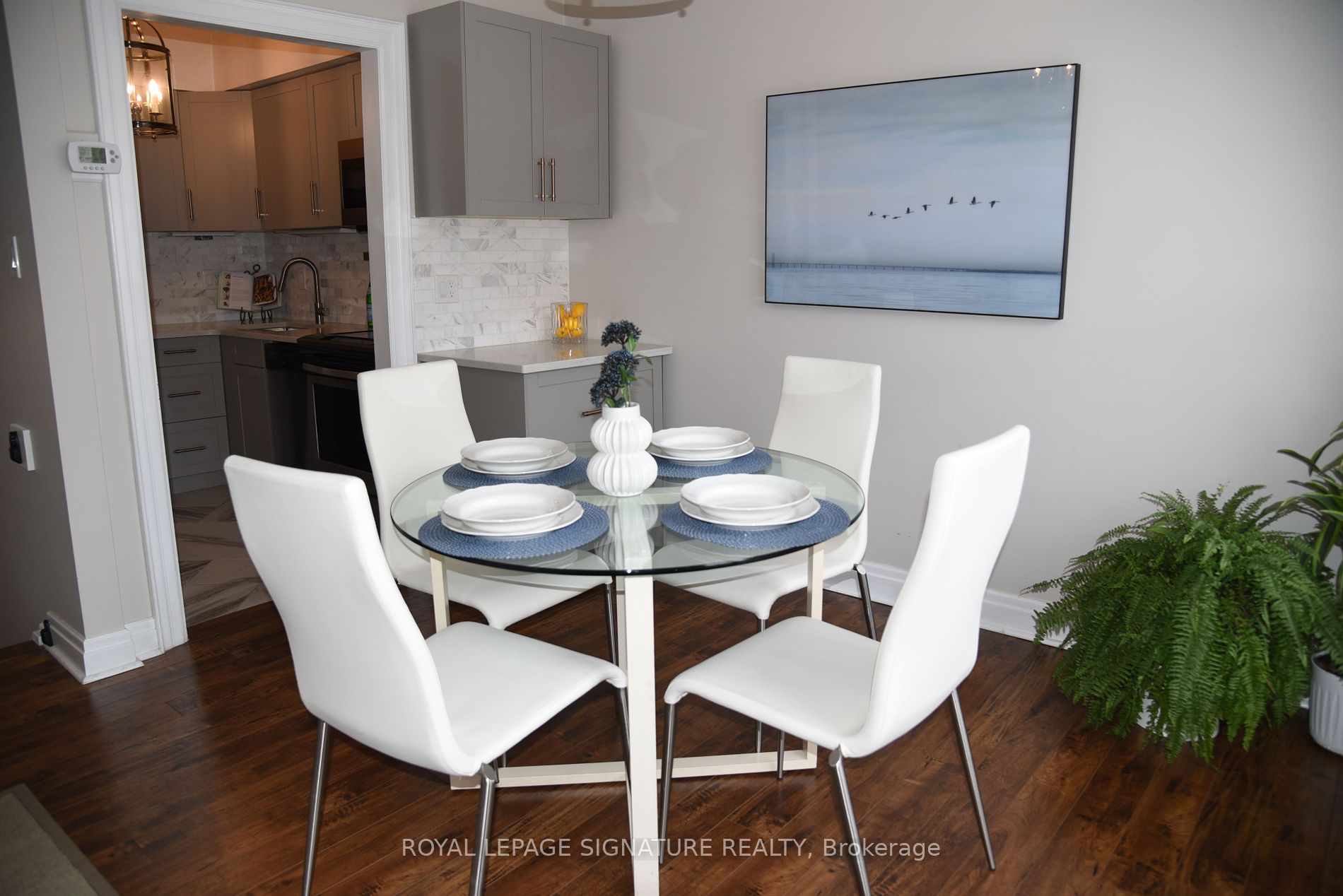 71 Upper Canada Drive, #4