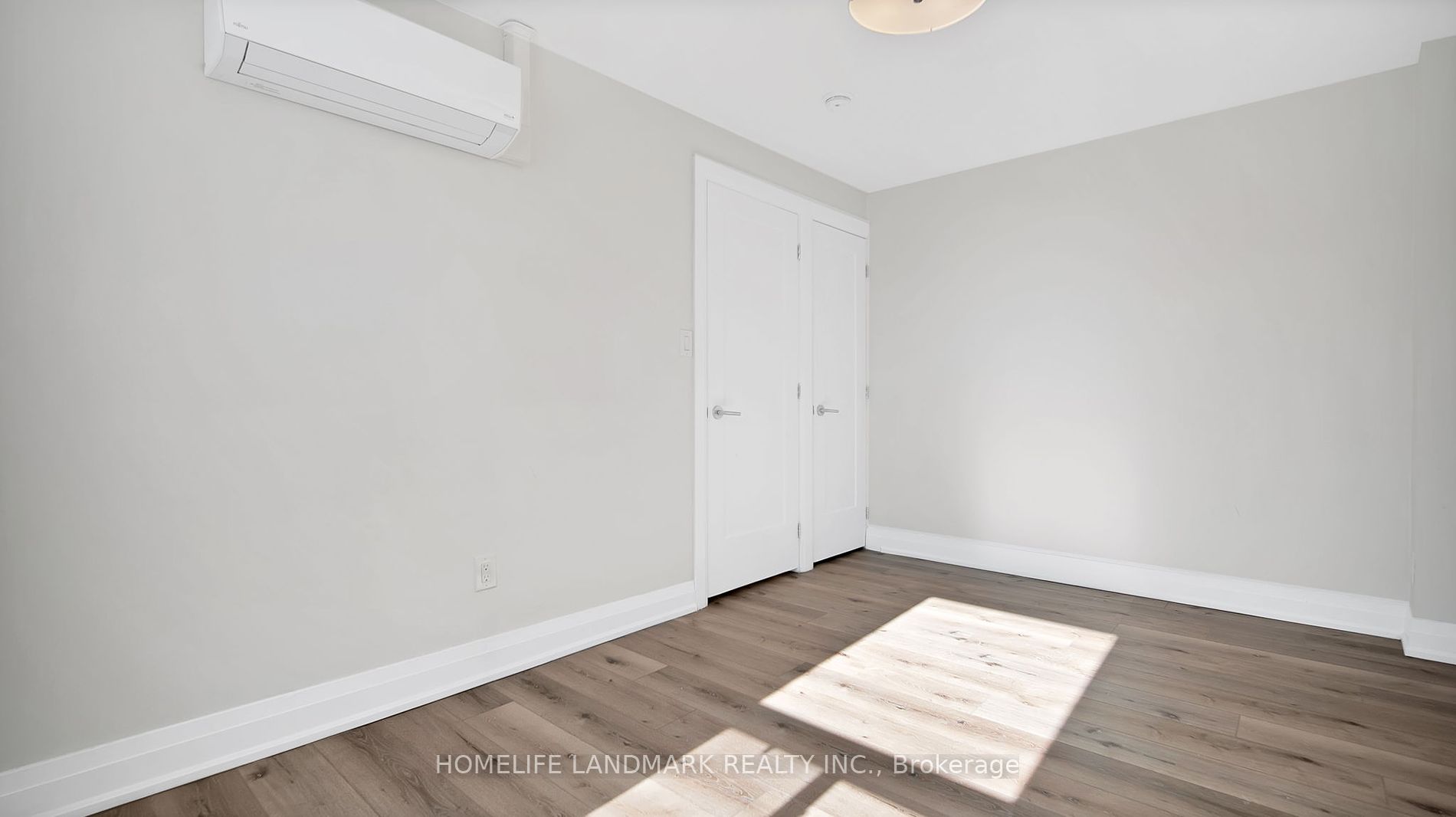 699 Eglinton Avenue W #403