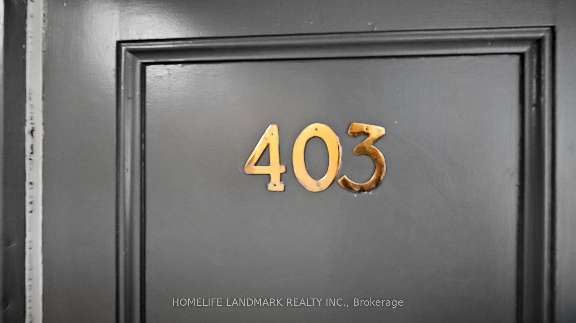 699 Eglinton Avenue W #403