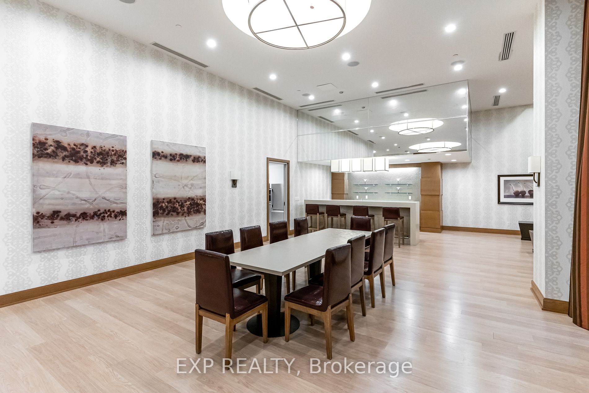 100 Harrison Garden Boulevard, #1822