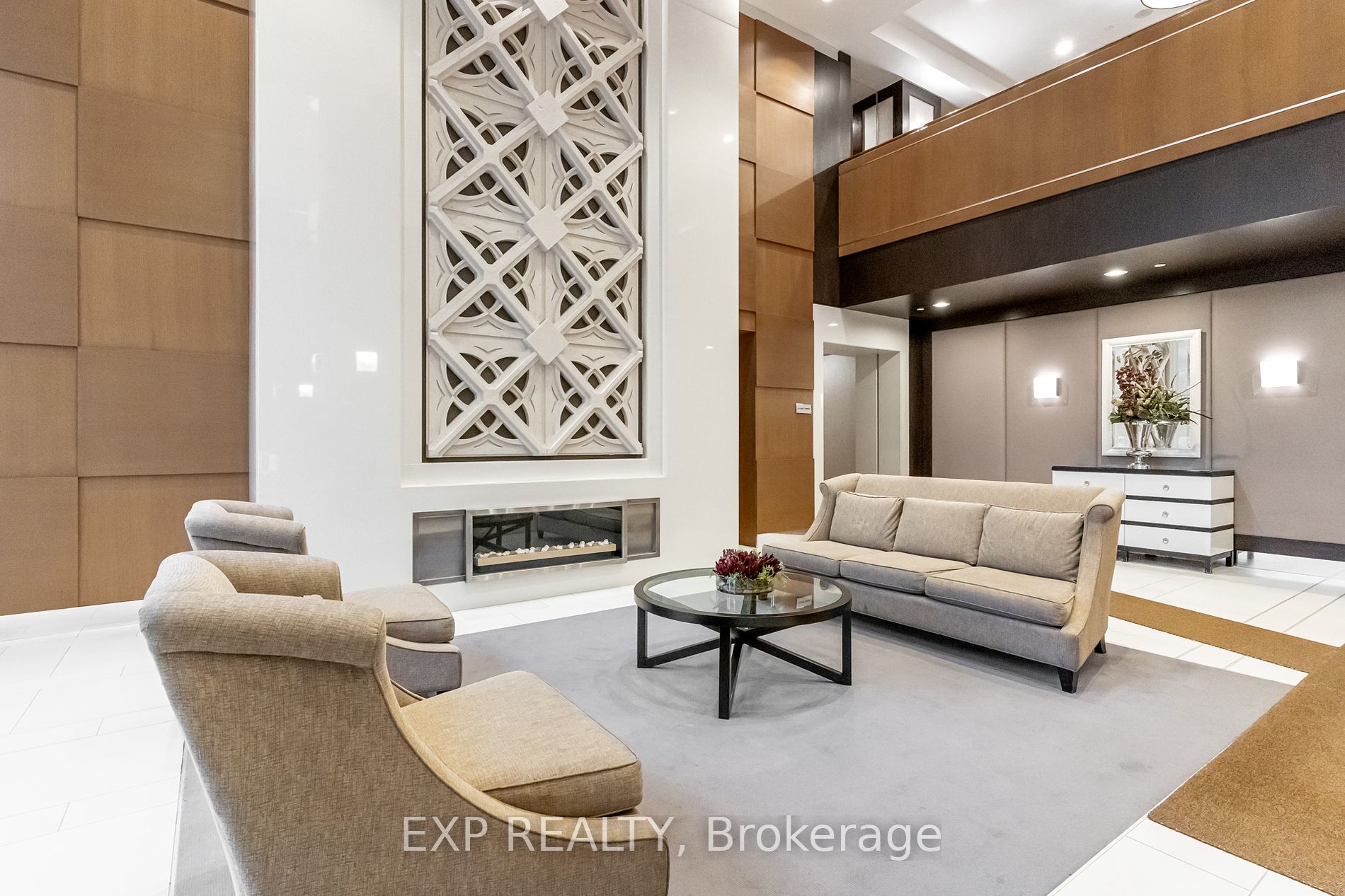 100 Harrison Garden Boulevard, #1822