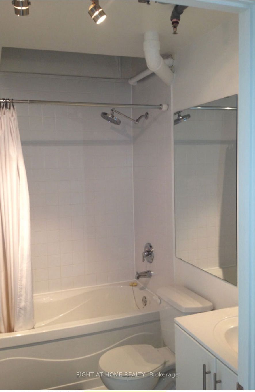 736 Dundas Street E, #501