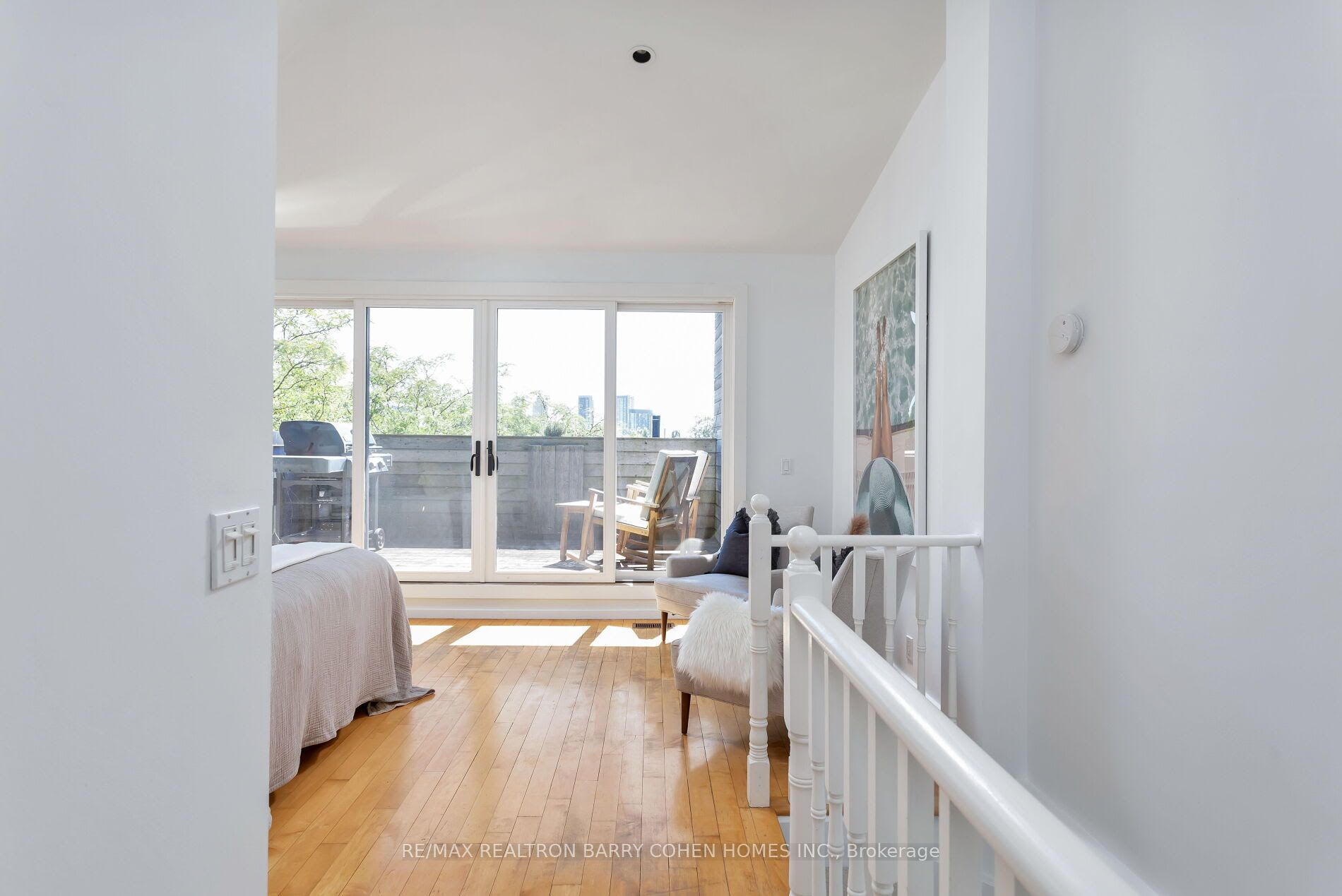 34 Claremont St, #201
