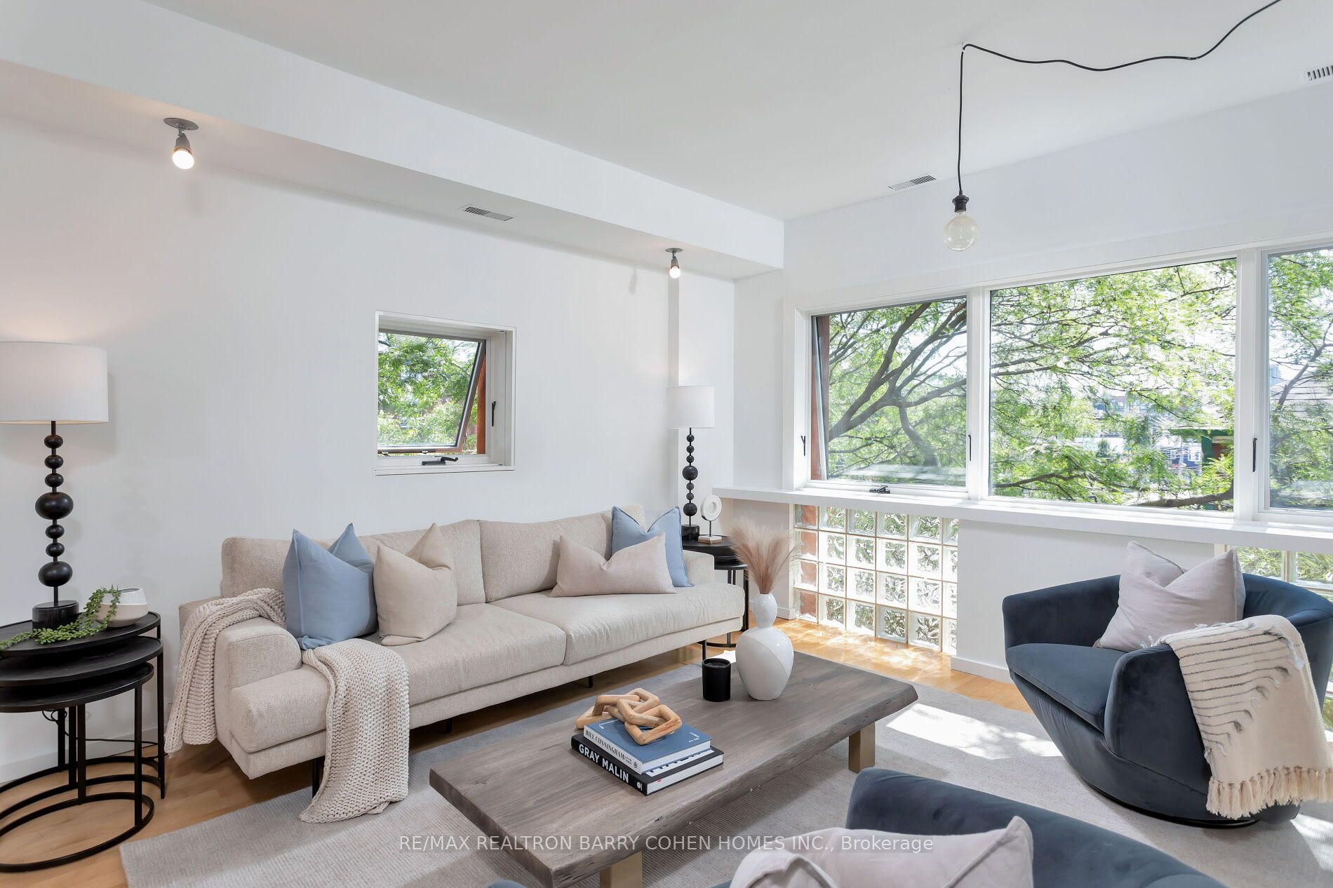 34 Claremont St, #201