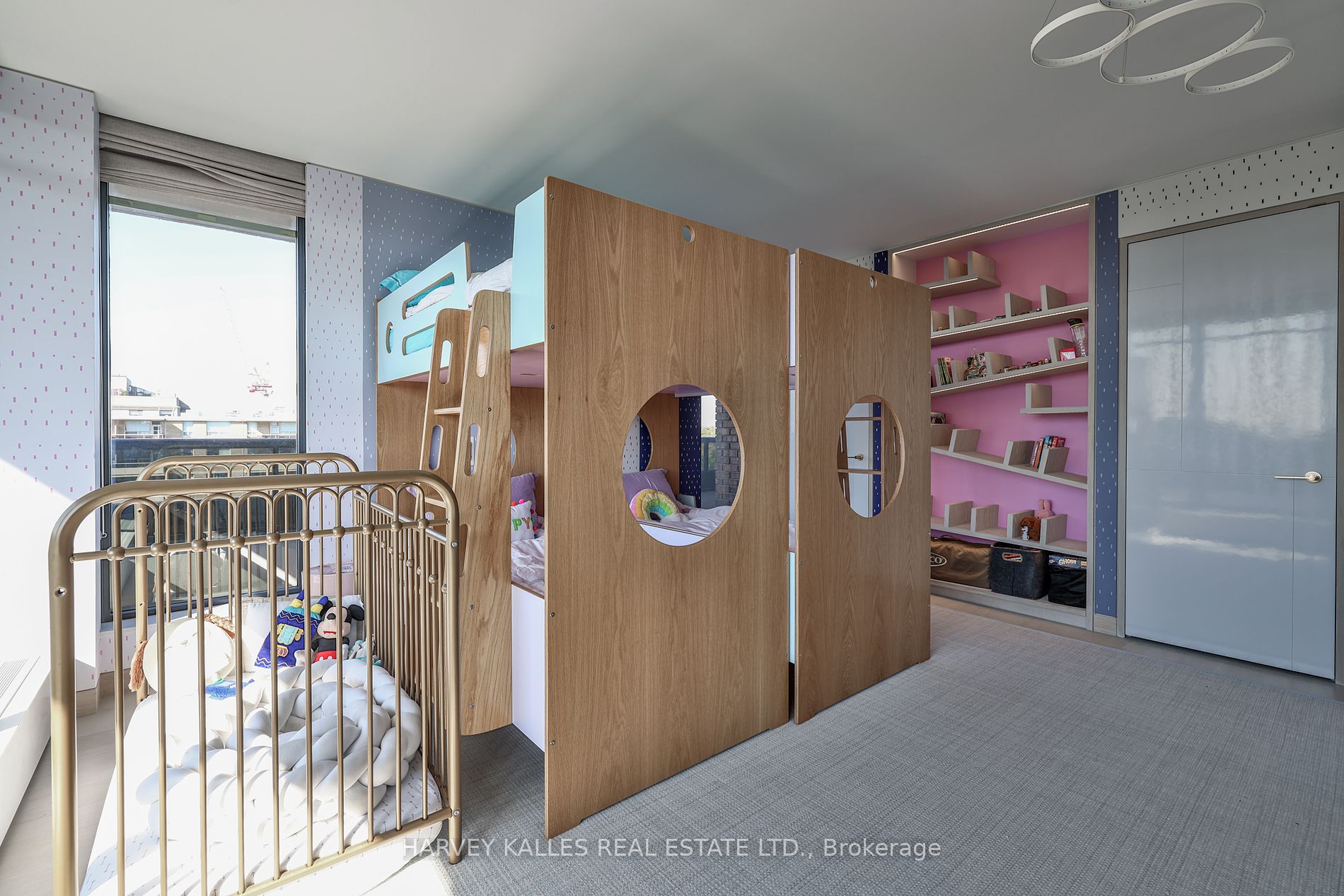 2600 Bathurst St, #901