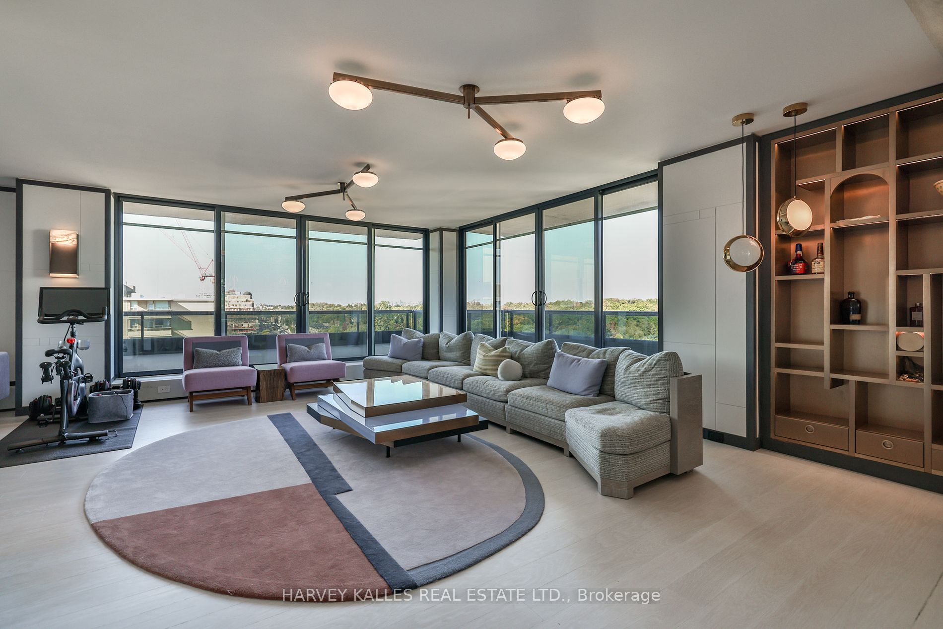 2600 Bathurst St, #901