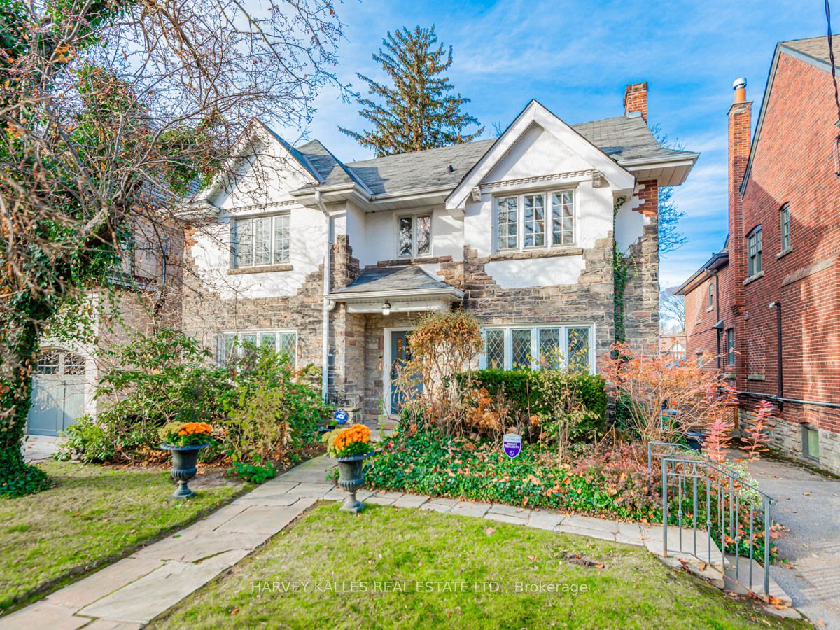 16 Silverwood Ave