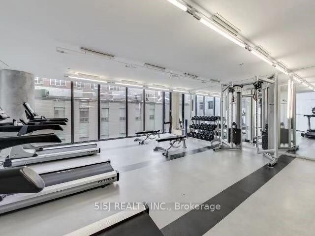 101 Peter Street #2910